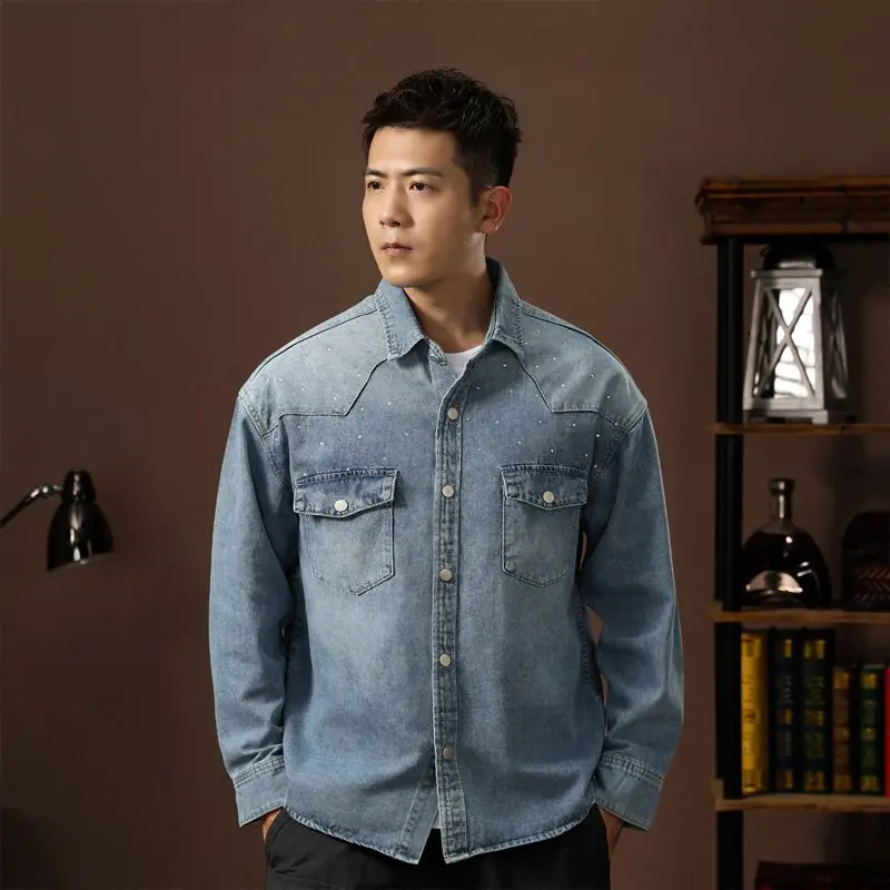 موضة التلبيب الجينز سترة متعددة جيوب معطف الرجال خمر عمال قمصان الدنيم ملابس الربيع عالية الجودة للذكور السببية