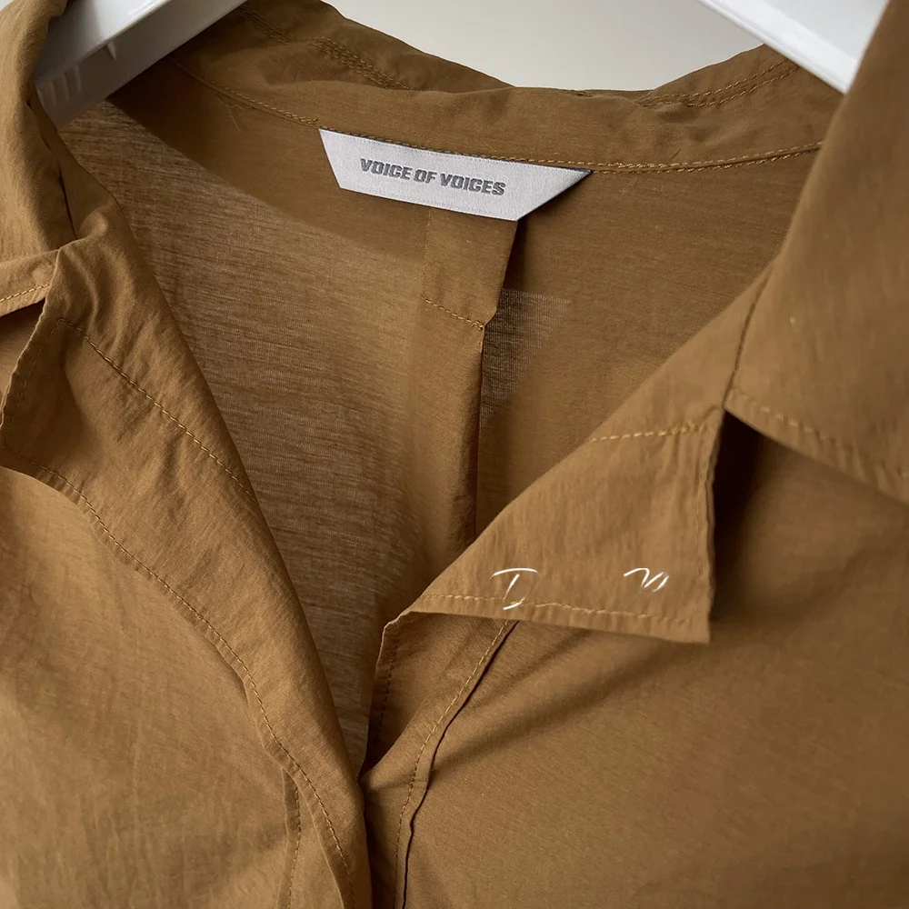 

Slimming Cheered irt with Dstring And Pleats ort Sve Turn-down Collar Versatile Commute Sle Women's Faion