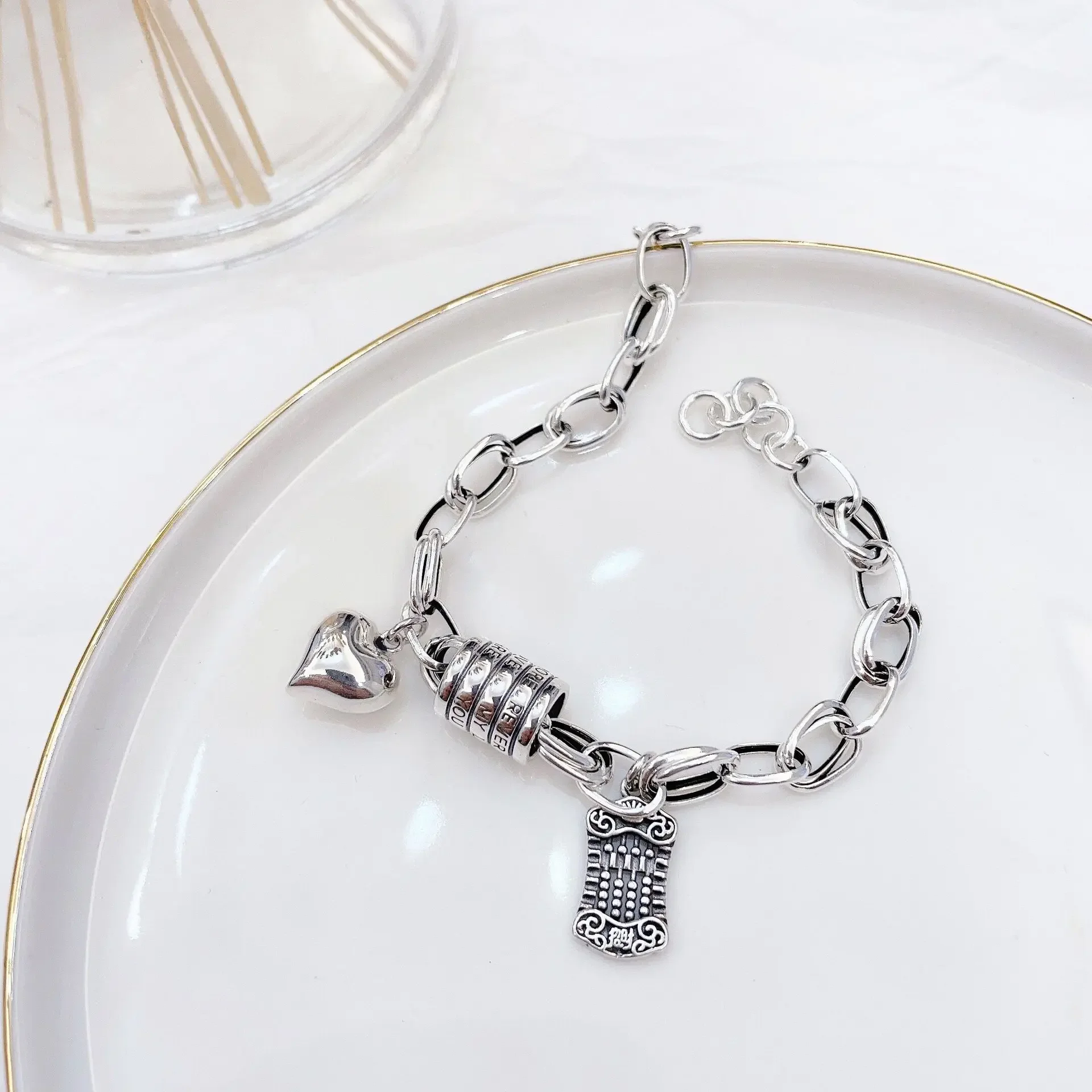 2023 Women's Bracelet Interlocking Heart-Sharp Chain Toggle Clasp Necklaces Mixed Linked Circle Necklaces for Women