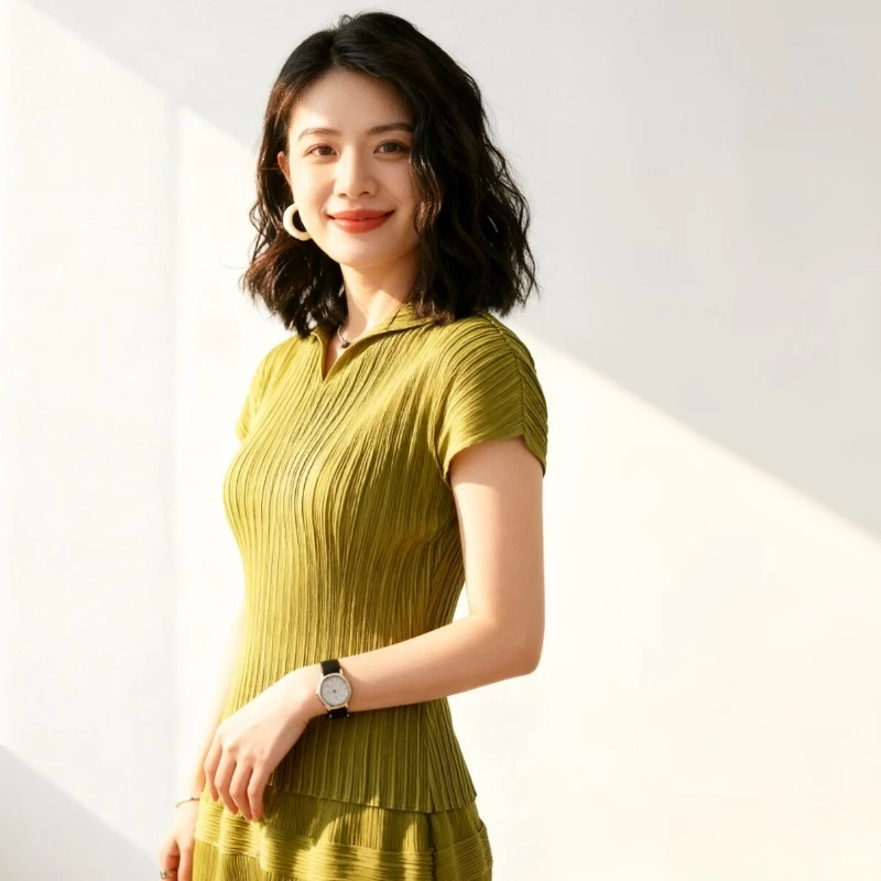 Miyake Pleated Short Sleeve T-Shirt 2026 Summer New Simple Casual Solid Color Stand Collar Women Lightweight Stretchy Draped Top
