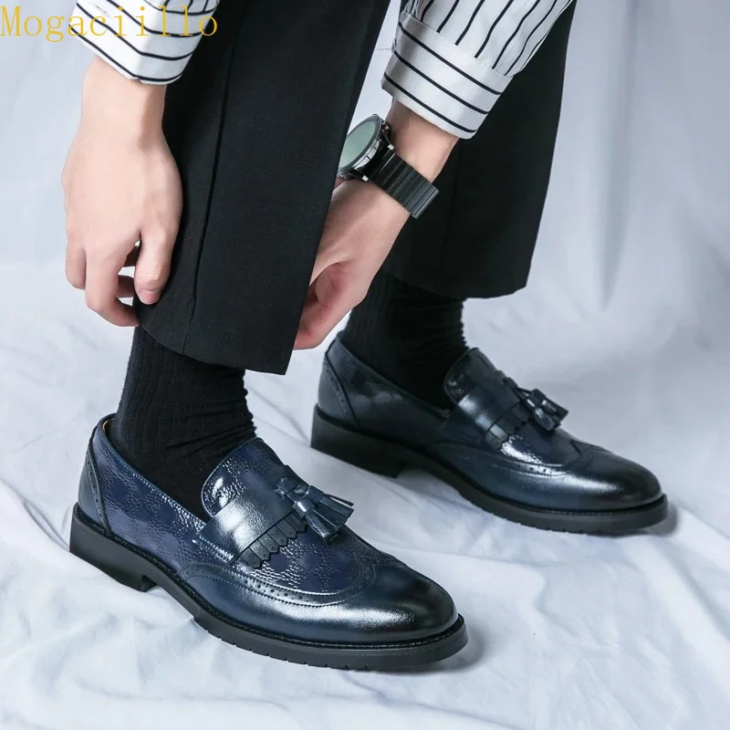 Handmade British Style Men's Tasseled Loafers Plus Size 38-48 Brogue Carving Formal Dress Shoes Comfortable Business Shoes