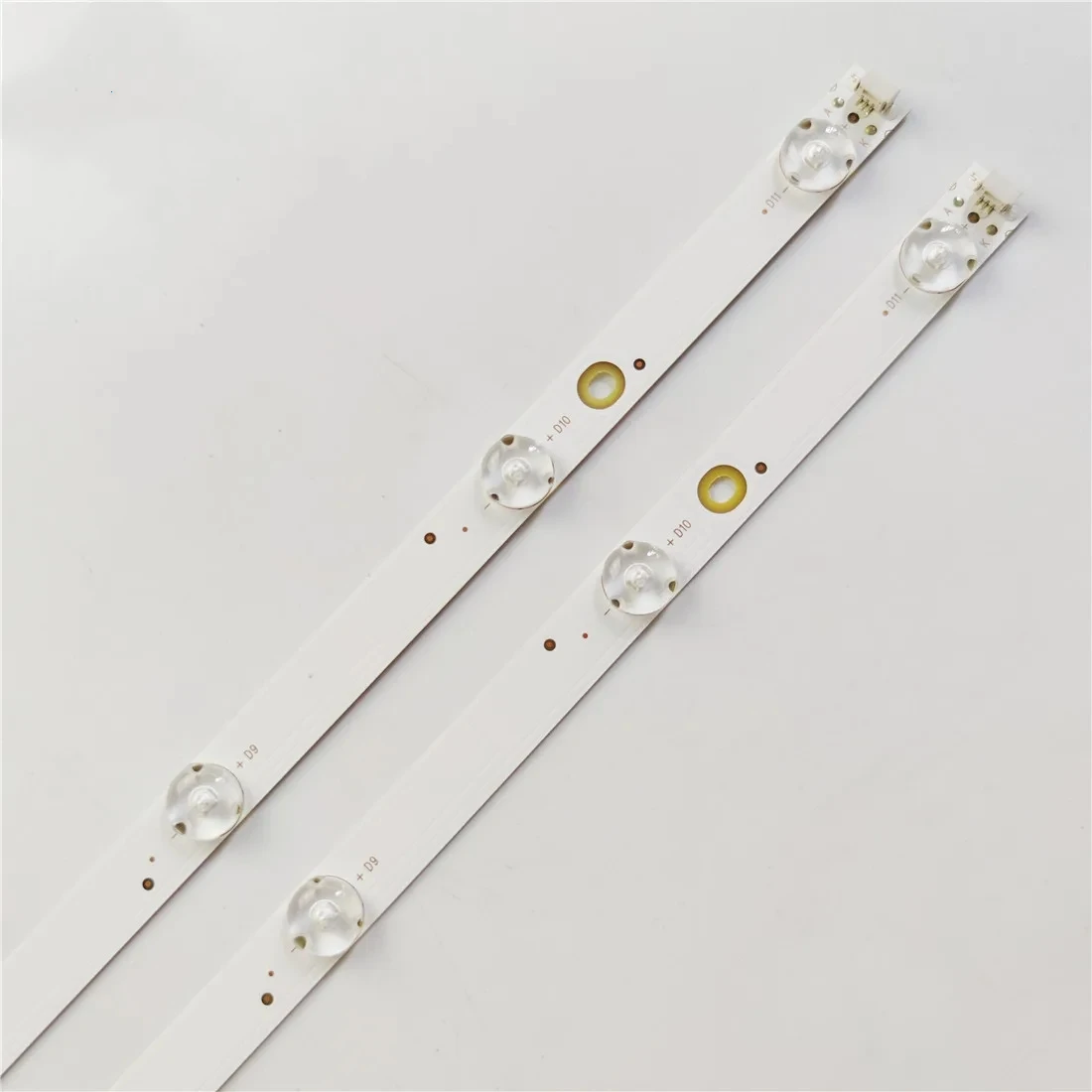 LED Backlight strip 11 lamp For GC43D11-ZC21FG-01 303GC430036 3V/LED