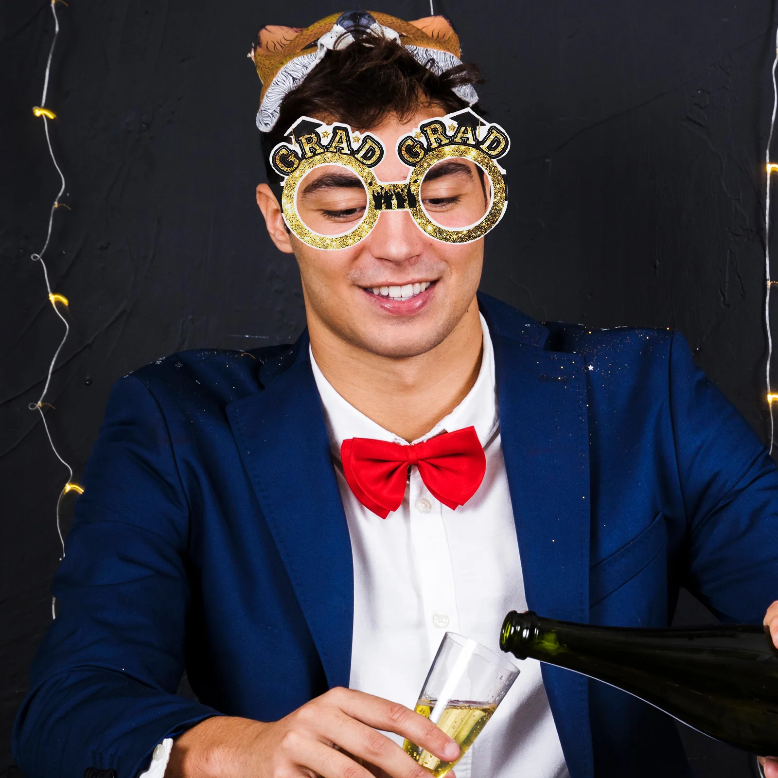 

6pcs Graduation Party Glasses 2025 Photo Props New Year Eyewear Fashion Trend Novelty Paper Lightweight Comfortable Accessories