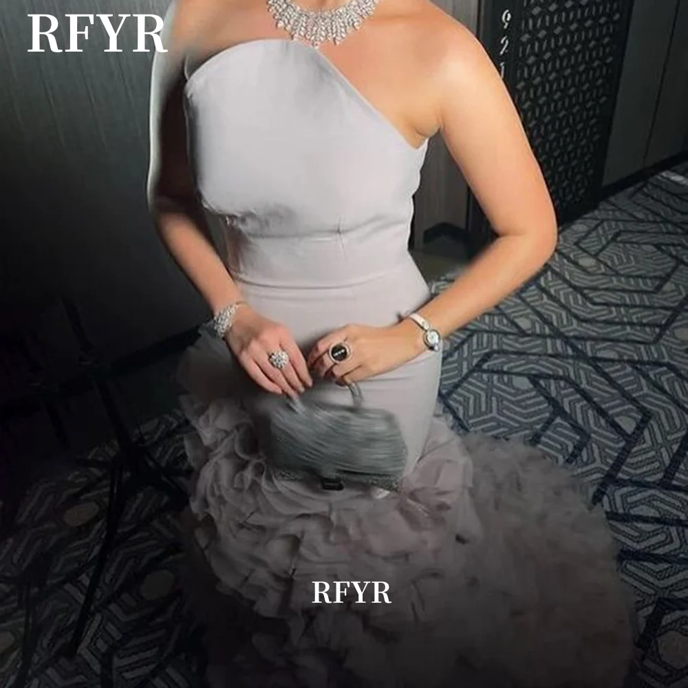 ชุดราตรีทรงเมอร์เมดแบบไร้สายรัด รุ่น RFYR ชุดราตรีงานพรอมหลายชั้น ชุดเดรสออกงานจับจีบ สามารถสั่งตัดได้