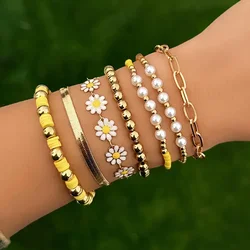 7 Pcs Yellow Daisy Flower Chain Bracelet Set Vintage Gold Color Pendant Beaded Bracelets Bohemian Delicate Handcrafted Jewelry