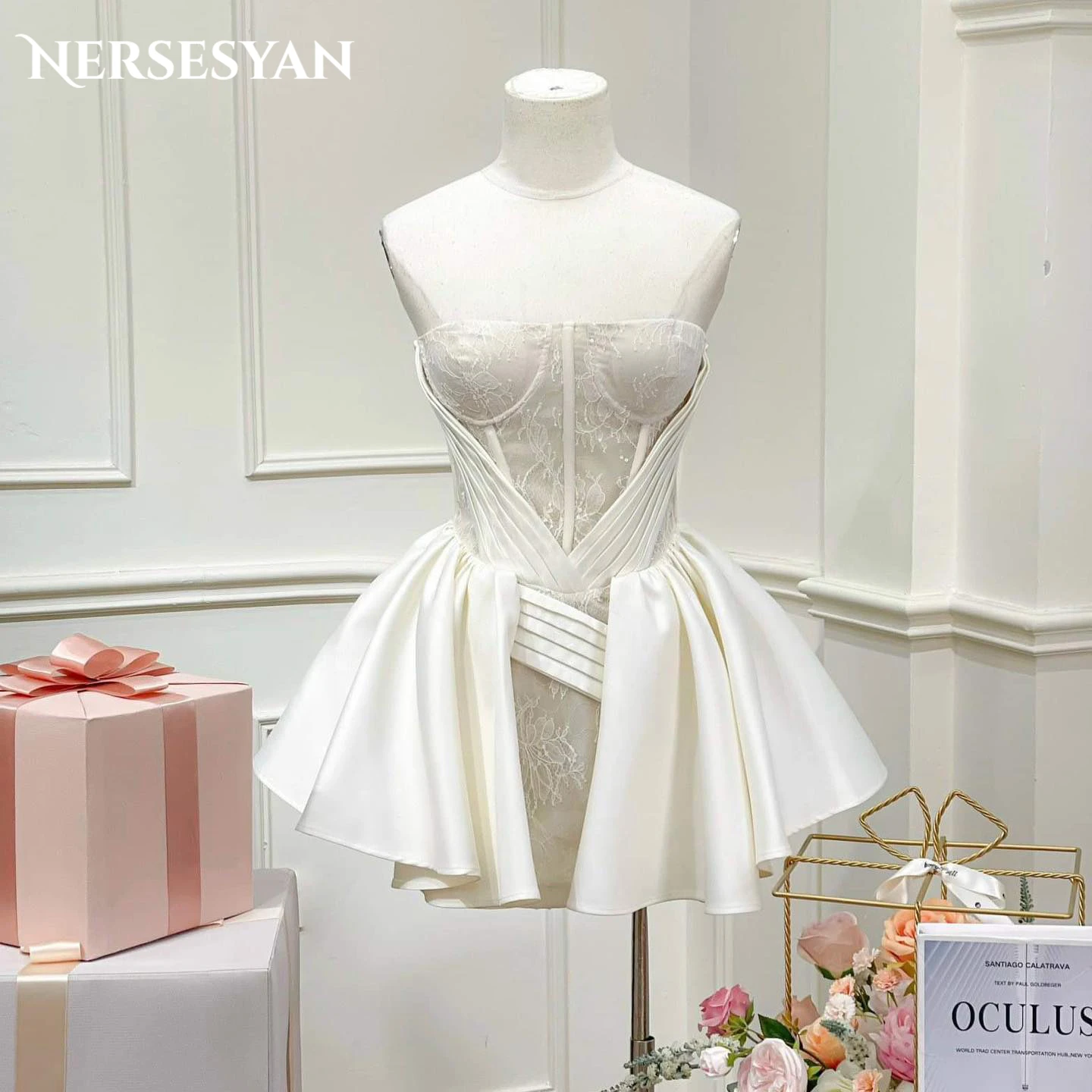 Nersesyan Elegant Lace Wedding Dresses Mini Off Shoulder Pleats A-Line Short Overskirt Bridal Gowns Backless Solid Bride Dress