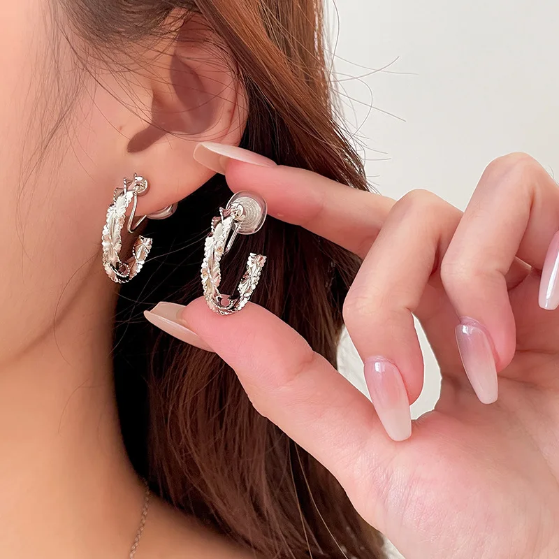 Shining crushed ice twisted Fried Dough Twists earrings for women New in high fashion ear clip no earhole party jewelry gift
