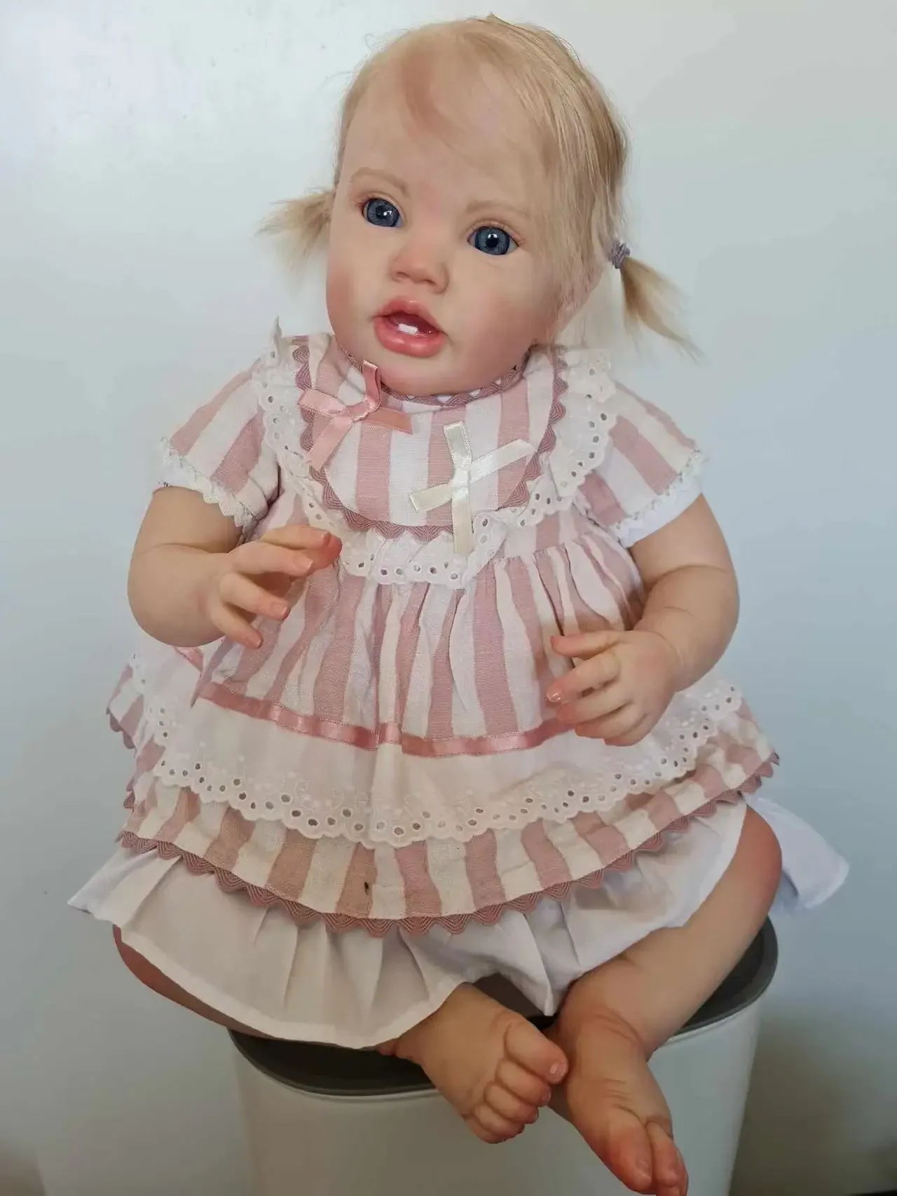 SINO-BB Customized Limited Supply 24inch Reborn Baby Lottie With Hand-Rooted White Hair Already Painted Doll Christmas gift