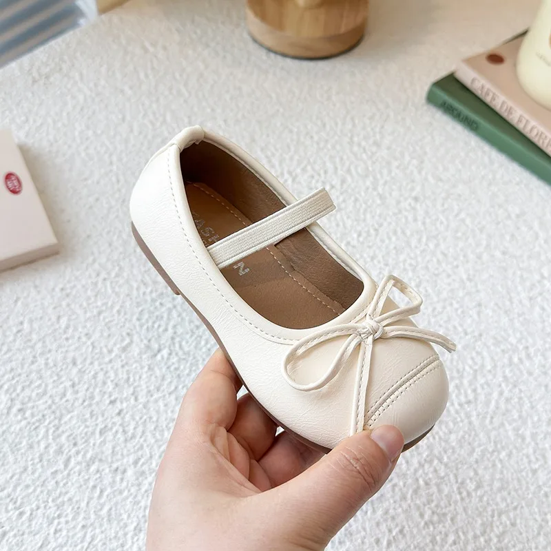 

Princess Style Mary Jane Ballet Performance Shoes Soft Bottom Low Cut Children's Single Shoes Black Mary Janes for Little Girls