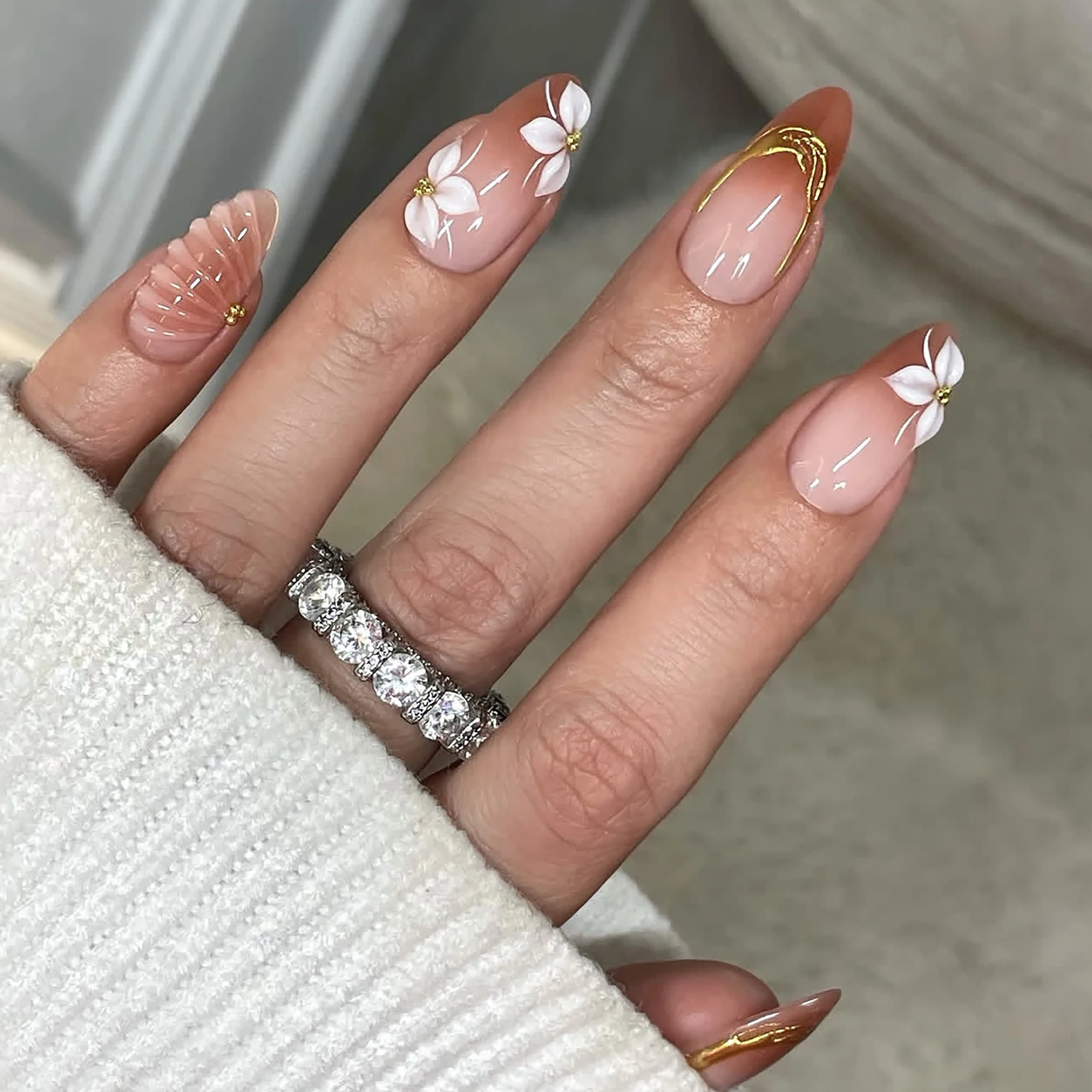 Transform Your Nails | 24Pcs Luxe Elegant Nude Brown Gradient Press On Nails, Almond Shape with White Floral & Gold Foil