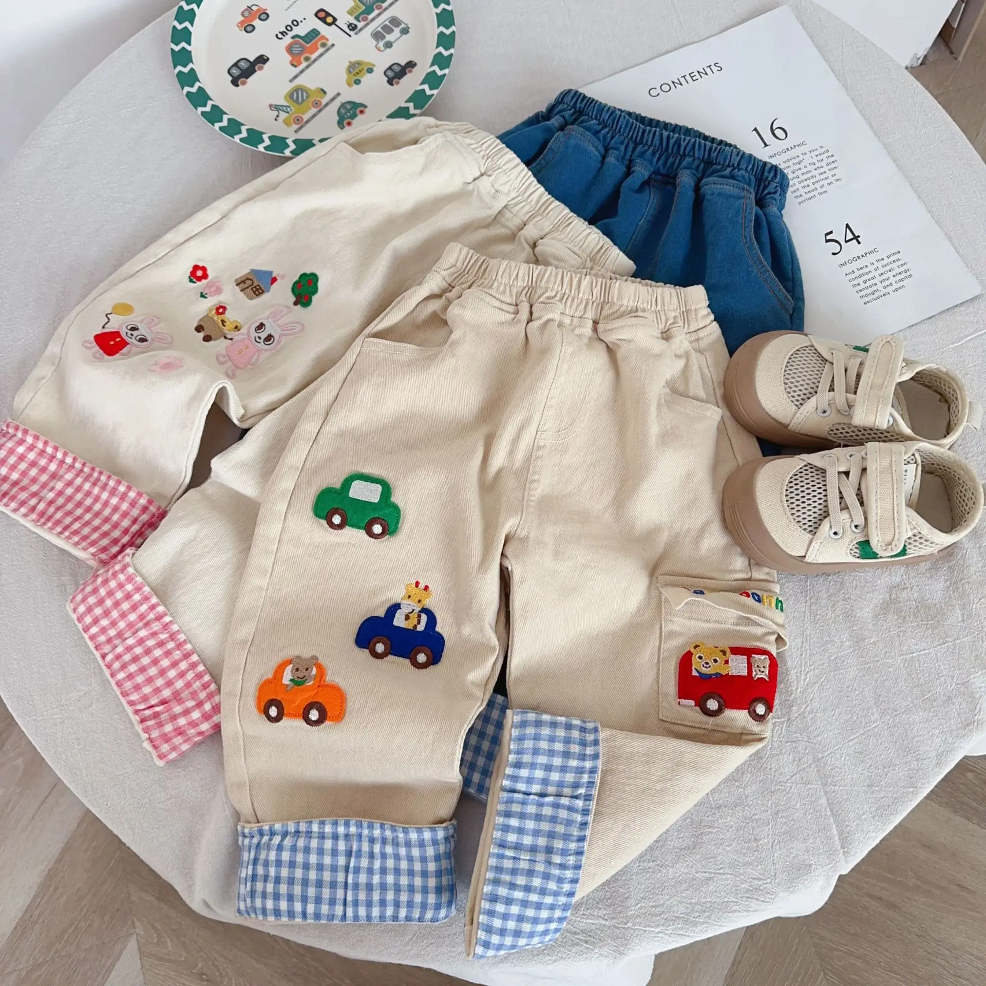 

Spring and Autumn Children's Long Pantts Boys' and Girls' Cartoon Applique Trousers Baby Casual Loose Pants Children's Clothing
