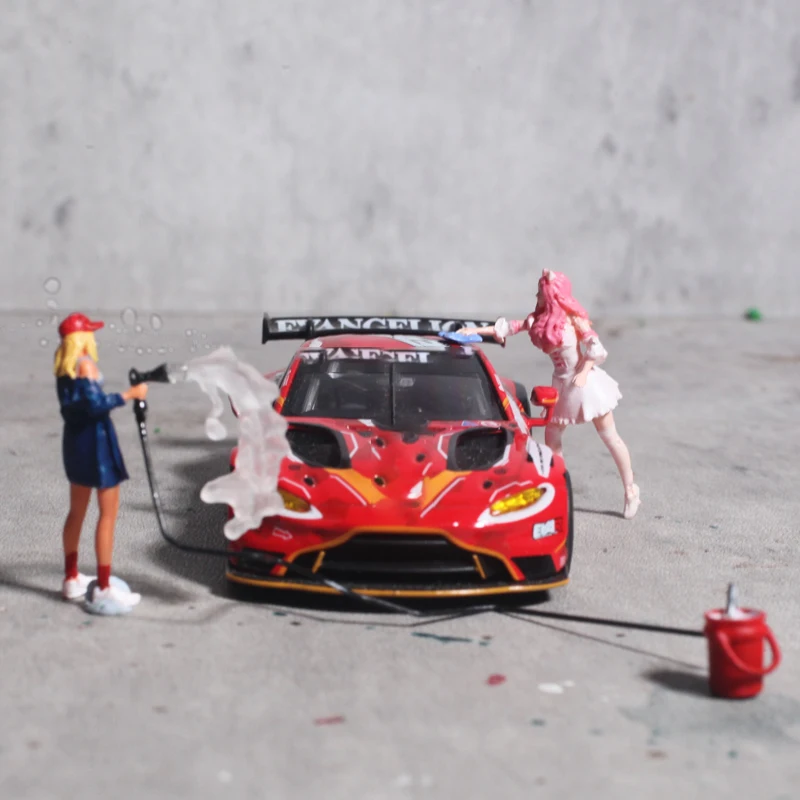 Mini Car Wash and Repair Girl 1:64 Mini Figure Scene Decoration Sand Table DIY Small Proportion Doll
