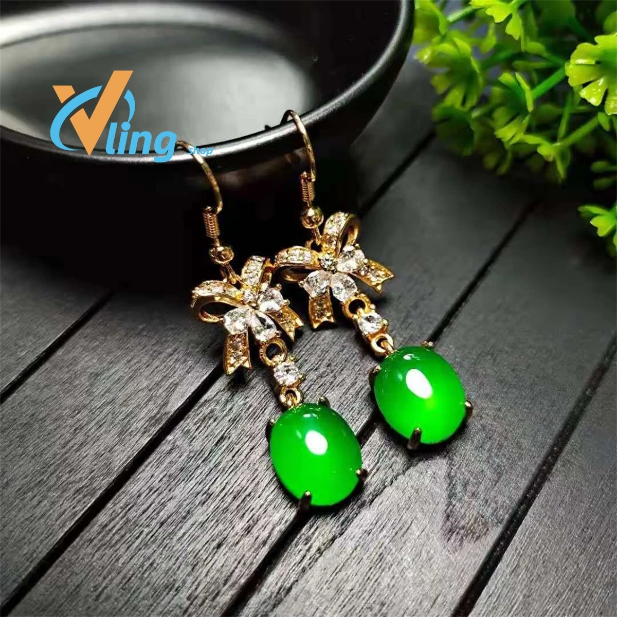 

Agate Green Earrings Retro Women Fashion 925 Silver Inlaid Chalcedony Egg Face Jewelry Exquisite Gift Charm Simple Versatile