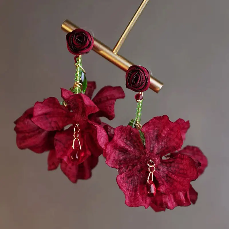 New Autumn and Winter Exaggerated Rose Earrings Women's Burgundy Temperament Flower Stud Earrings