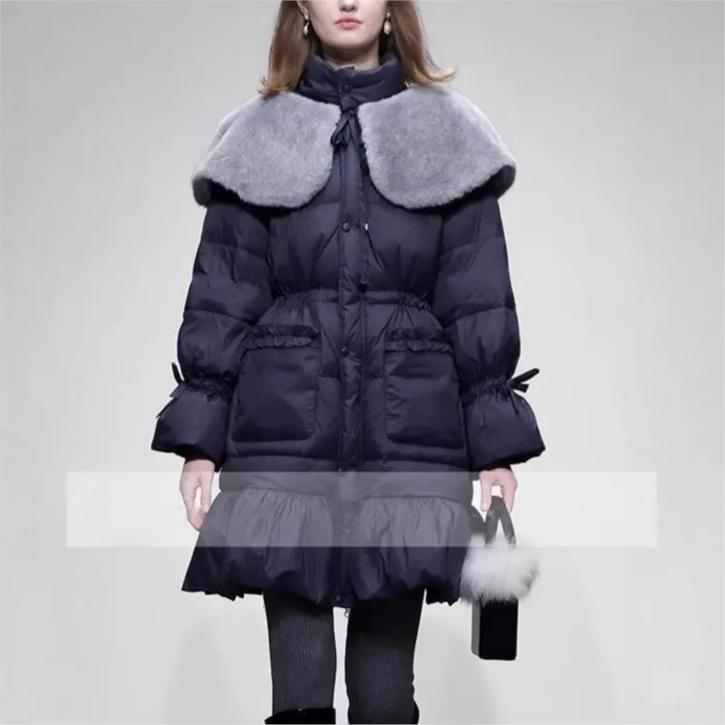 Winter Neuankömmling Damen Nerzbesetzte Laternenärmel Taillenbesetzte A-Linie Rüschen Weiße Ente Daunenjacke Mantel