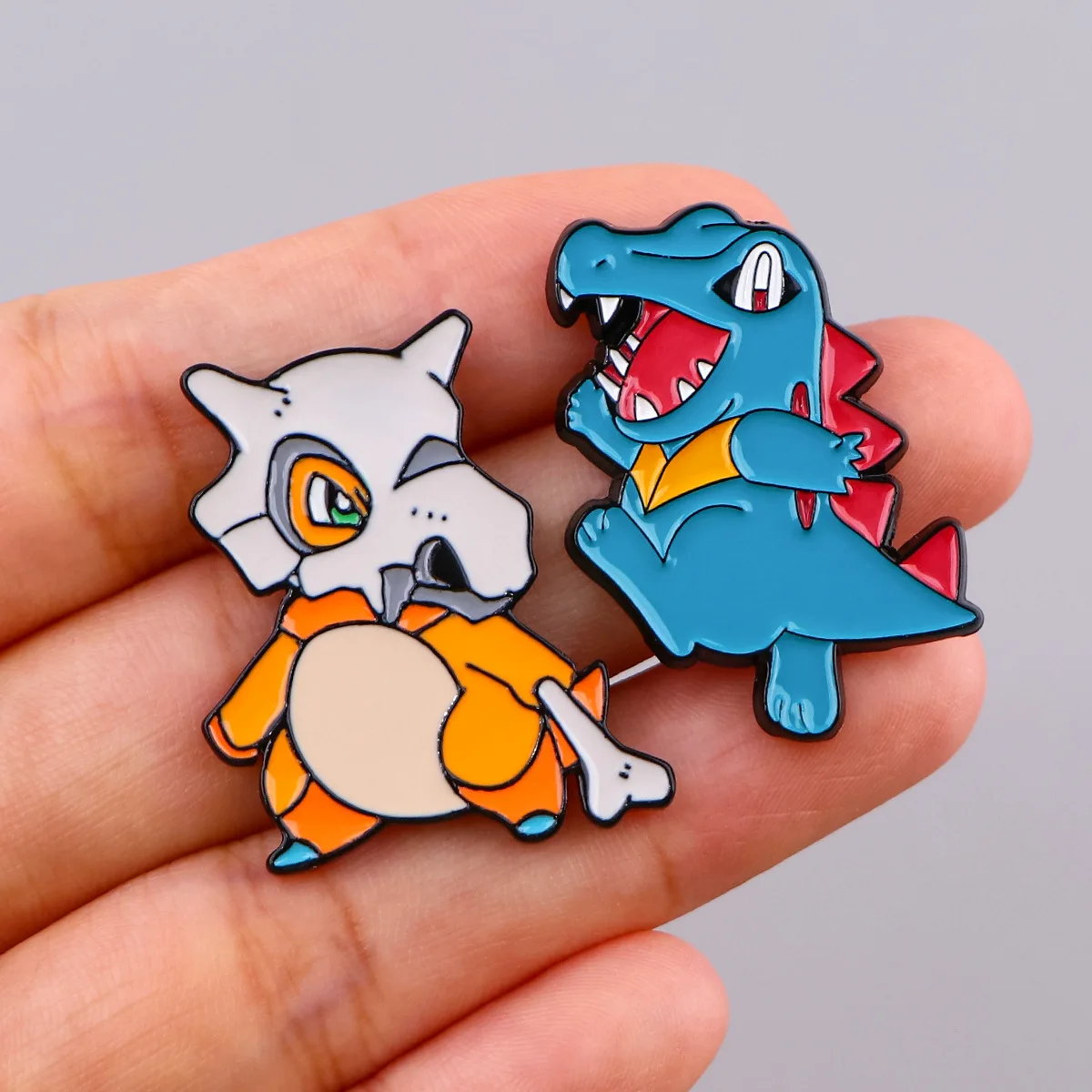 Pokemon Cute Pins Anime Game Pikachu Charizard Eevee Metal Brooch Cartoon Design Badge Jewelry Pin Gift for Friends