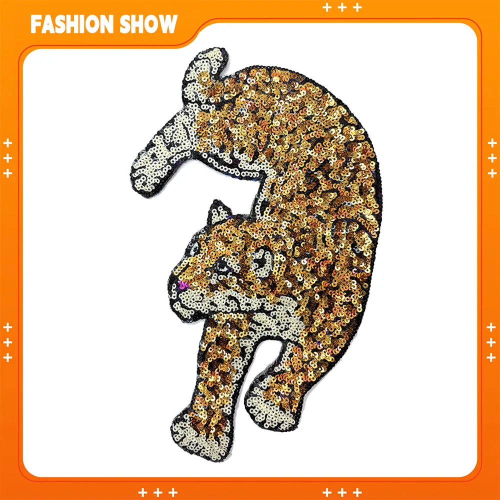 

[Sparkling Leopard Print] Sequin Embroidery Patch Leopard Shape Decorative Patch for Sweatshirts, T-Shirts, Sweaters, Hats DIY Accessories Fashion Iron-On Badge