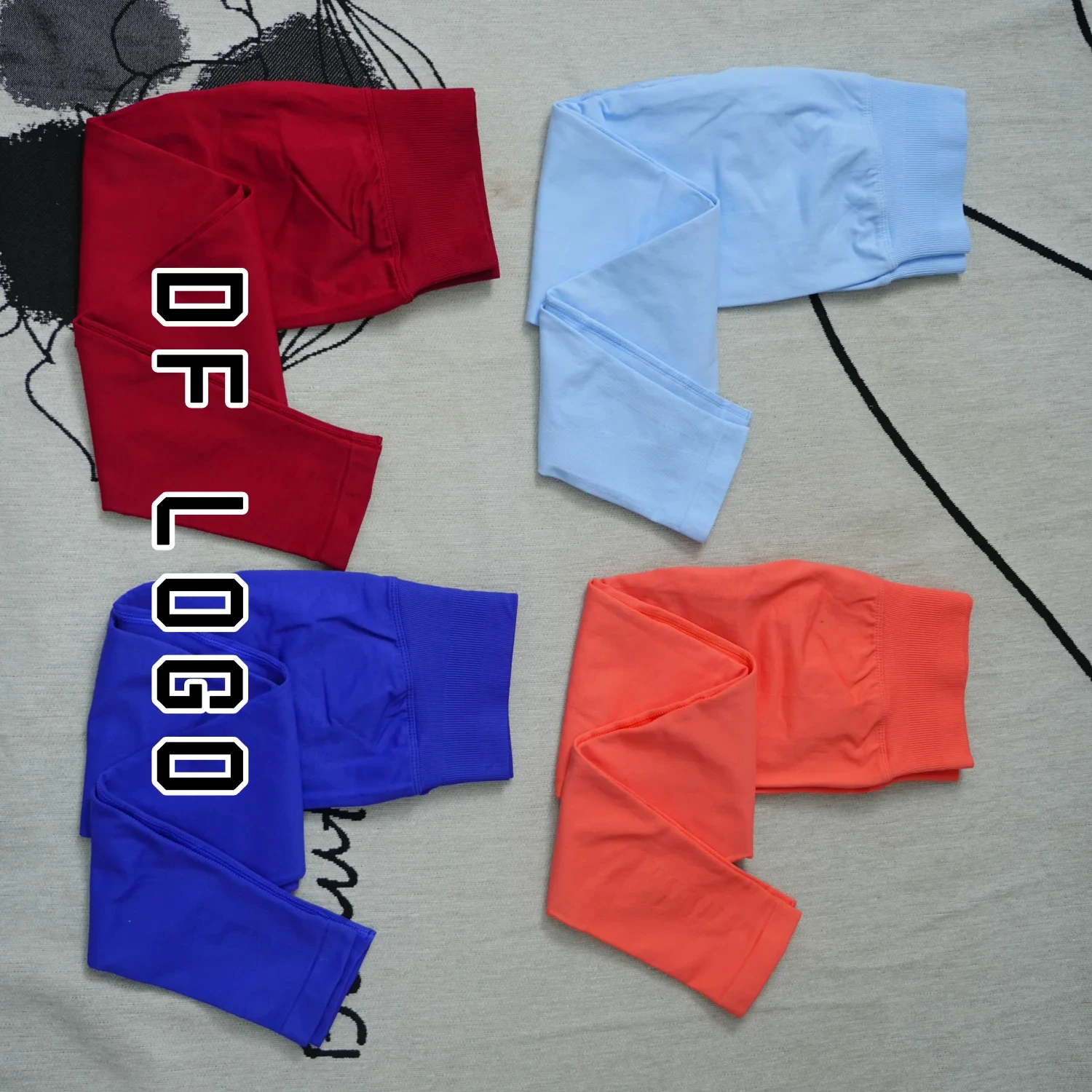 DF تأثير طماق مع شعار المرأة سلس اليوغا بانت عالية الجودة طماق منخفضة مضلع سراويل رياضية عالية تمتد اللياقة البدنية الجوارب