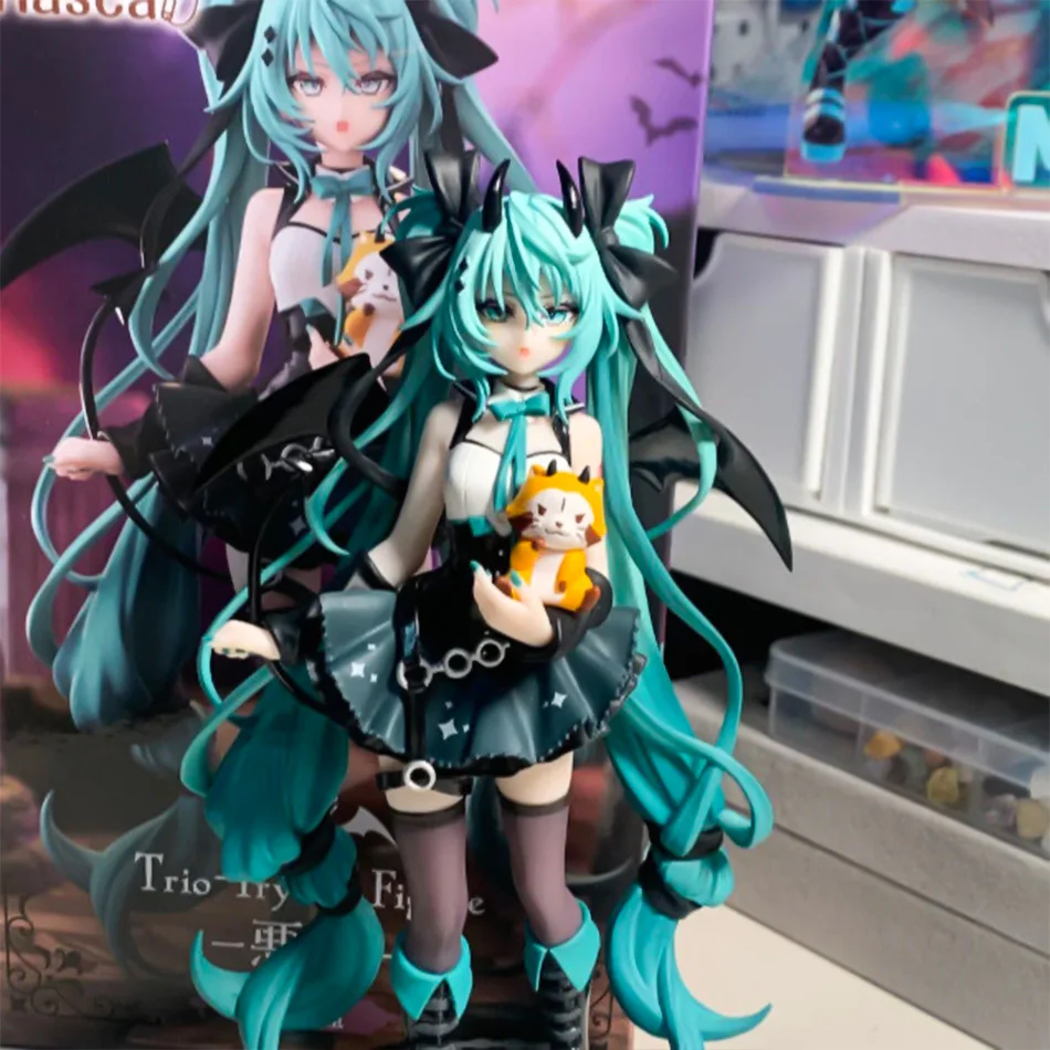 19CM Anime Hatsune Miku Kleine duivel wasbeer Kawaii Action Figure PVC Pop Model Speelgoed Desktop Decoratie Vakantie Geschenken Op voorraad