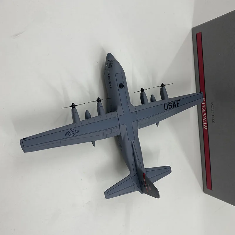 Diecast 1/200 eua simulação da força aérea C-130 hercules transporte aeronaves liga modelo de aeronave quarto decoração coleção