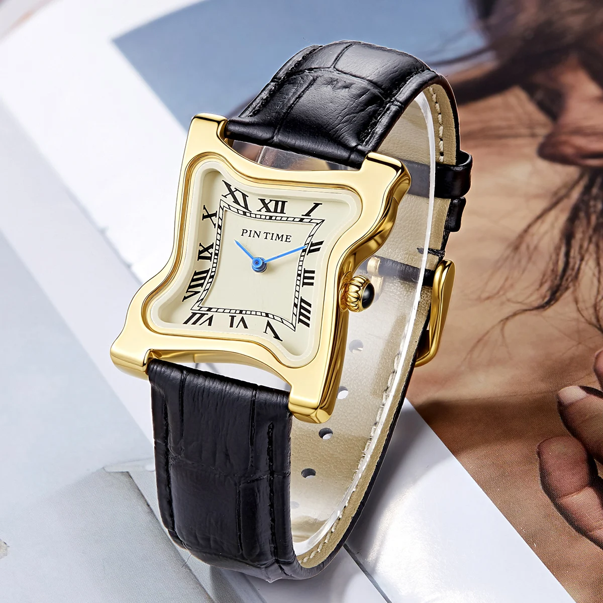 Square Melting Watch Large Gold Case Watch Roman Numerals Dial Leather Strap Quartz Wristwatch for Men Women Fashion Dress 2026