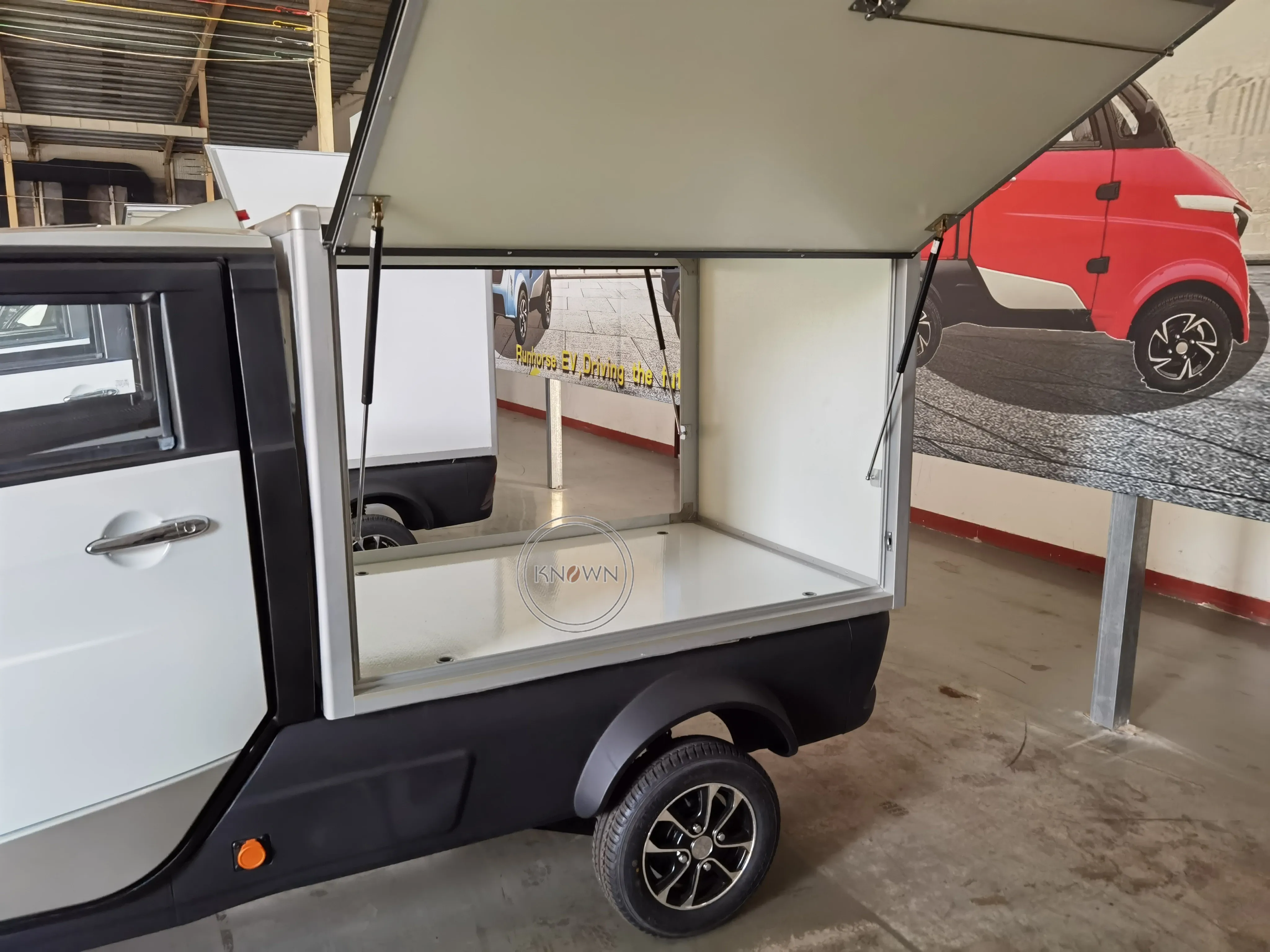 Mini Electric Vehicle Food Van Express Delivery Car With Big City Logistics Delivery Van Hot Sale In Europe