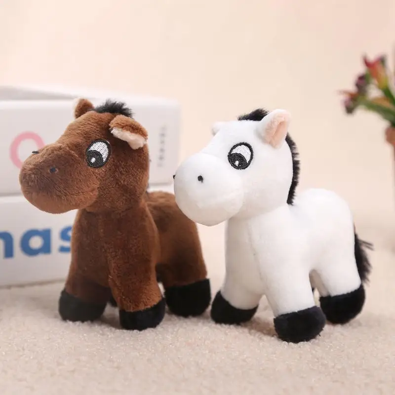 Poney de dessin animé en peluche comme ornement de sac à dos, accessoire de porte-clés et pendentif de cheval