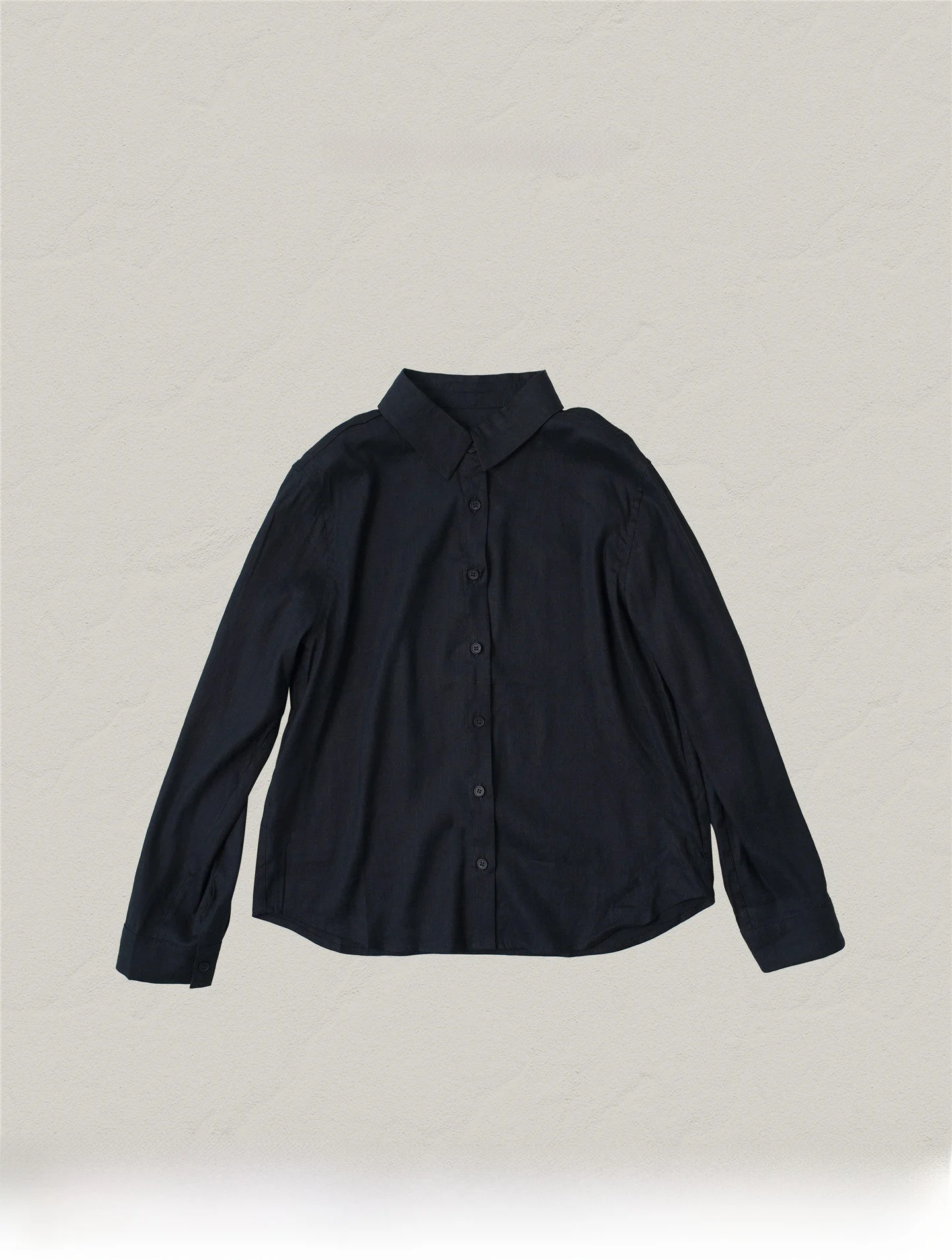 

Удобная льняная рубашка женская свободного кроя с отложным воротником, двухцветная, простой дизайн, повседневный топ для лета 2026, новинка