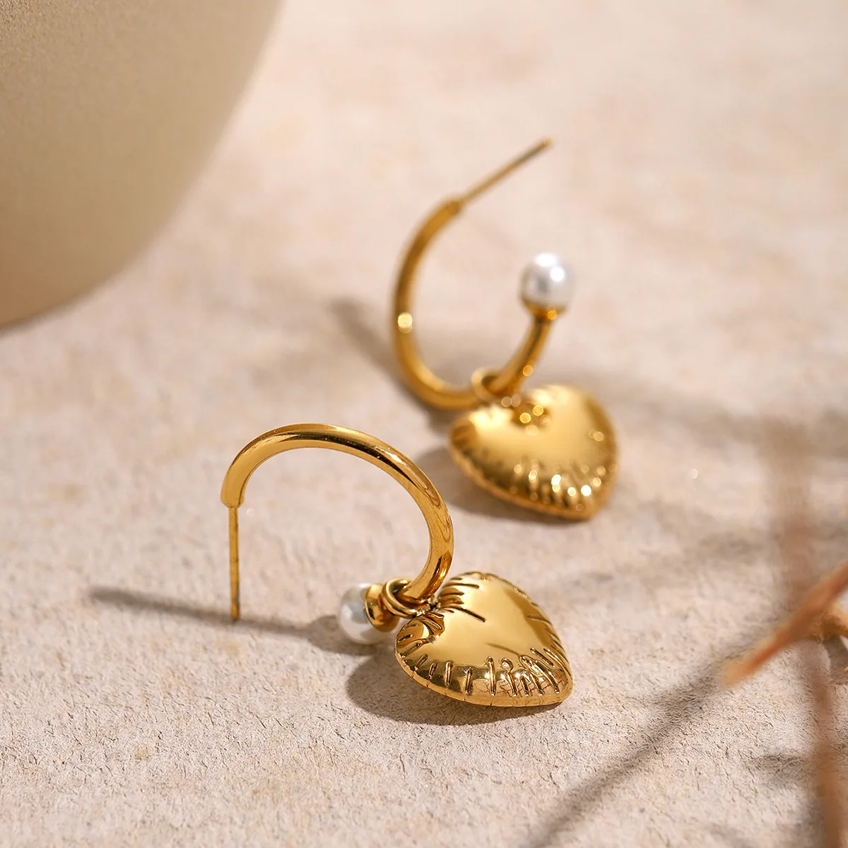 Stainless Steel PVD 18K Gold Plated Tarnish Heart Star Drop Earrings For Woman Jewelry Wholesale Summer Trendy