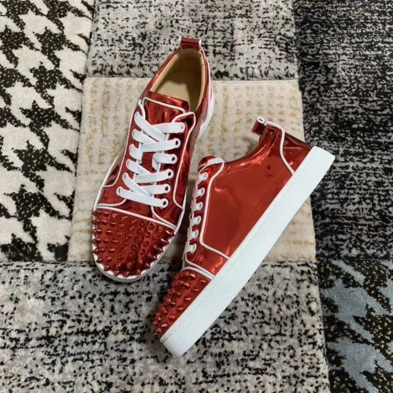 

Luxury Shoes Men's Red Sole Shoes Leather Low Top Rivet Men's Casual Shoes Couple Casual Sports Shoes35-48