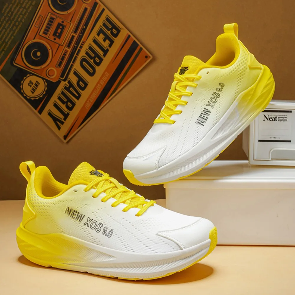 

Summer Casual Sneaker Man Ultra-light Running Shoes Cushioned Sports Shoes Men's Breathable Thick Sole Flying Mesh Racing Shoes