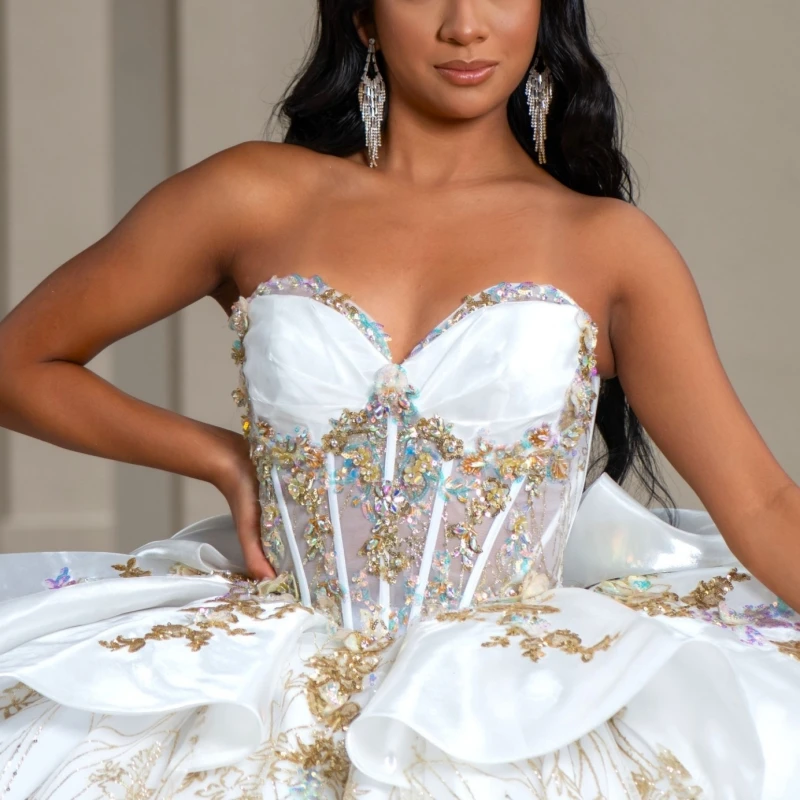 فساتين Quinceanera بيضاء لامعة ثوب حفلة قبالة الكتف الترتر زين الدانتيل الديكور كريستال تول الحلو 16 فستان Vestidos 15