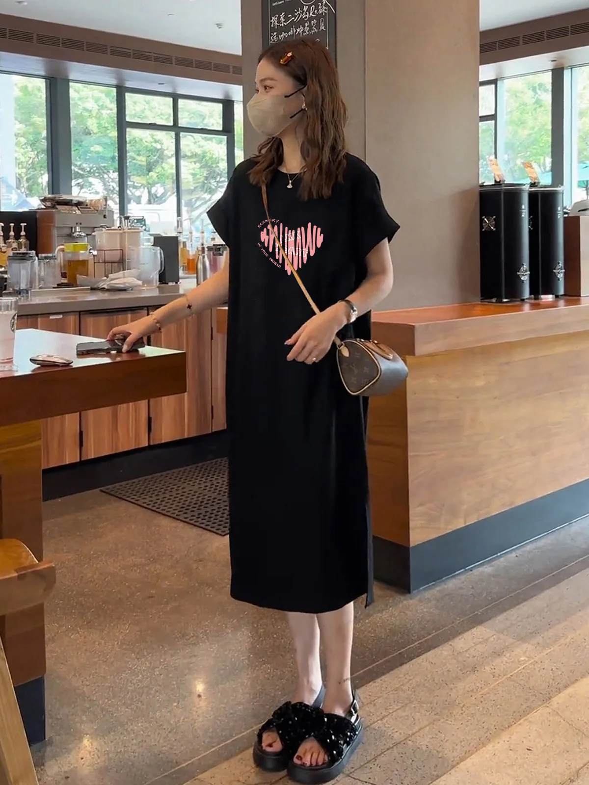 T-shirt Long ample et décontracté pour femmes, nouvelle Version coréenne, Design Sense, petite ence fendue, été 2025