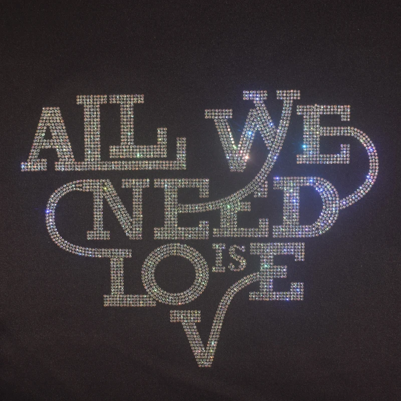 High-quality diamond ironing with creative and shiny letters on T-shirts, sweaters, hoodies and denim clothing accessories