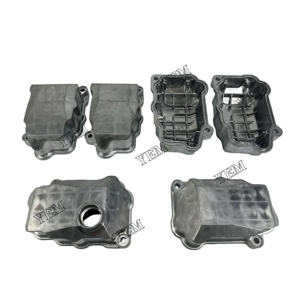 6D125 VALVE CHAMBER COVER COMPATIBLE WITH KOMATSU ENGINE.