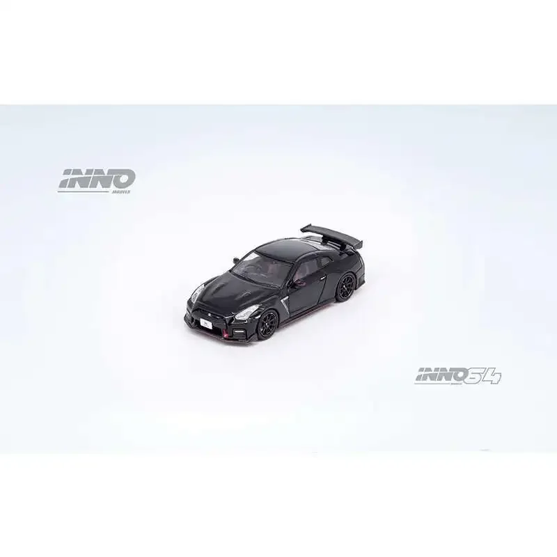 

INNO In Stock 1:64 NISSAN GTR R35 NISMO Black Carbon Hood Car Model Collection Miniature Toys Diecast Diorama
