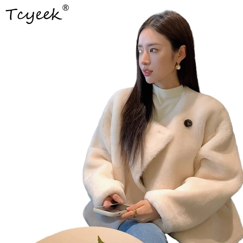 

Tcyeek 100% натуральная шерсть Осень Зима Новый Высококачественный свободный крой с круглым вырезом Короткое однотонное женское шерстяное меховое пальто Fourrures Femme