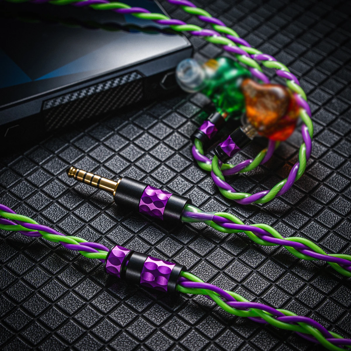 YONGSE Genesis High Quality 19AWG 4 strands 6N Silver Plated Single Crystal Copper Earphone Cable