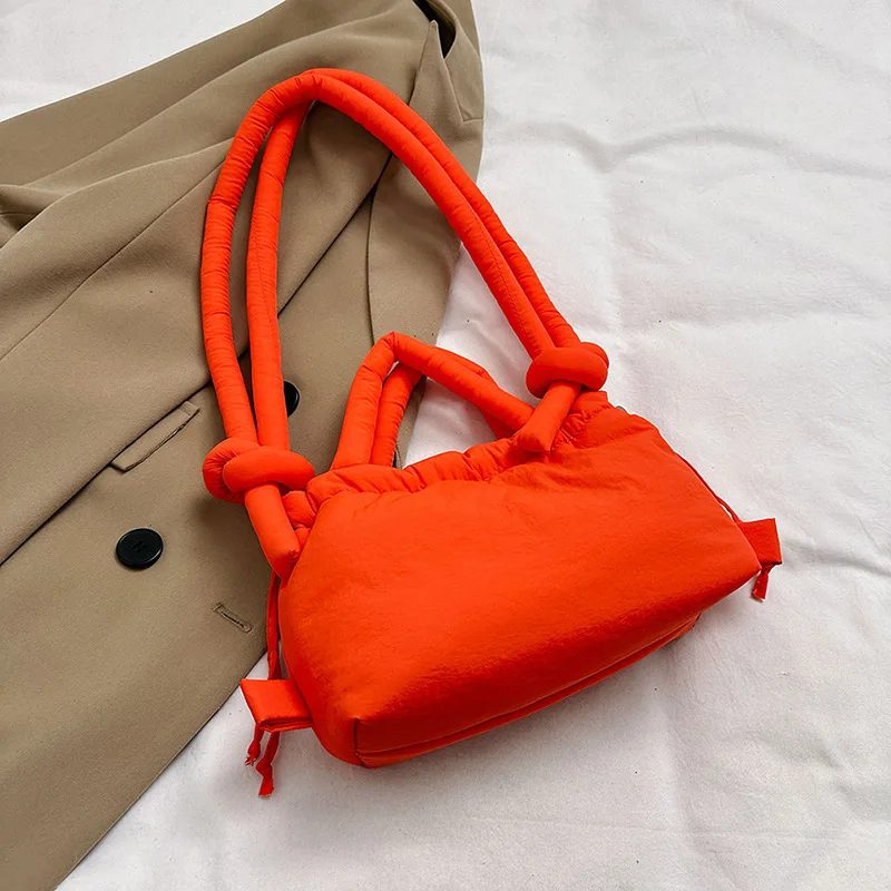 DKQWAIT Lässige, mit Nylon gepolsterte Einkaufstasche, Designer-Schulter-Umhängetasche für Damen, einfache Vintage-Handtaschen mit großer Kapazität, 2023 6