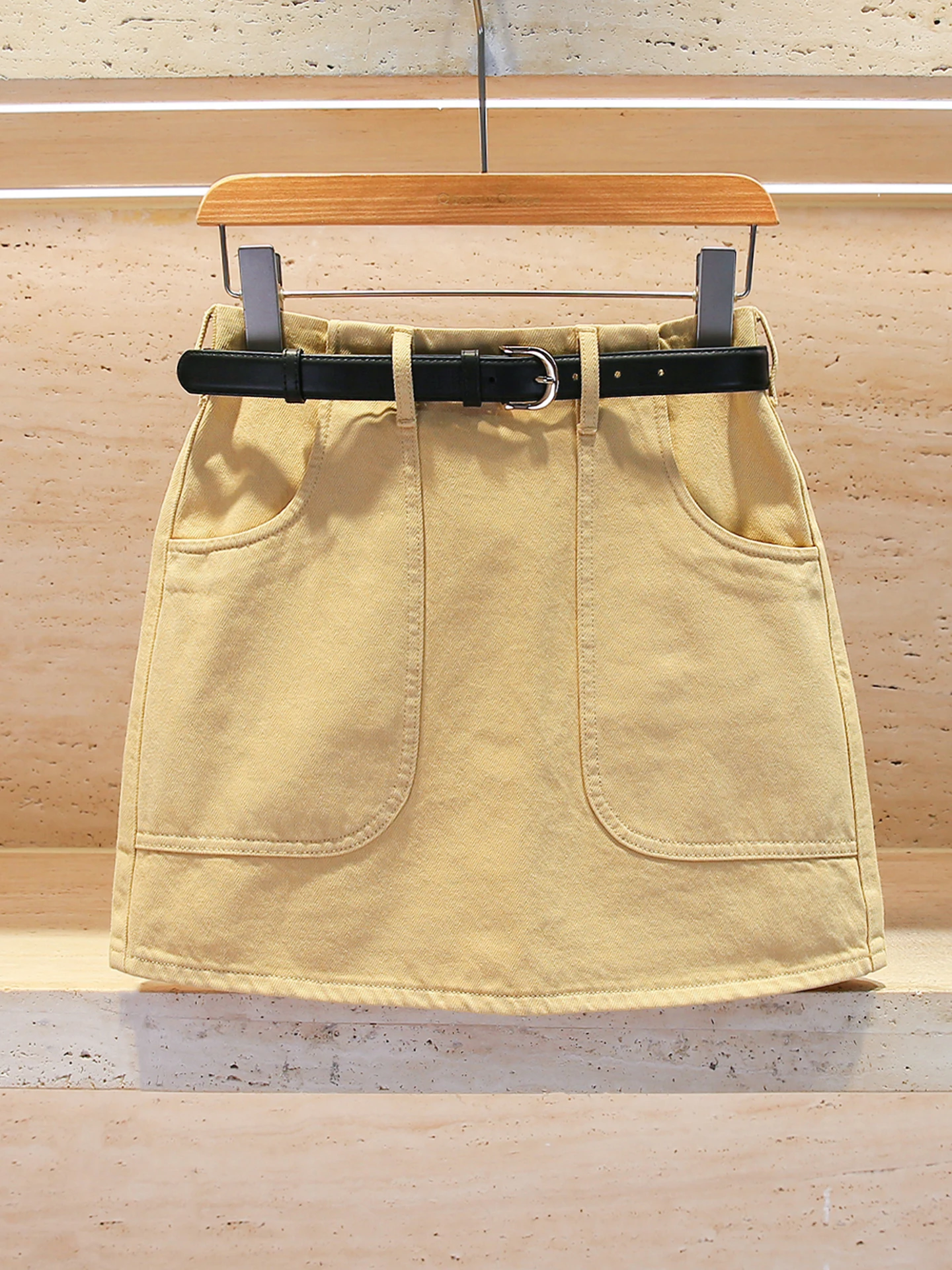 

Faionable High Waist Denim Skirt for Women Autumn 2025 Casual Versatile Commute Friendly A-Line Skirt Belt Detail