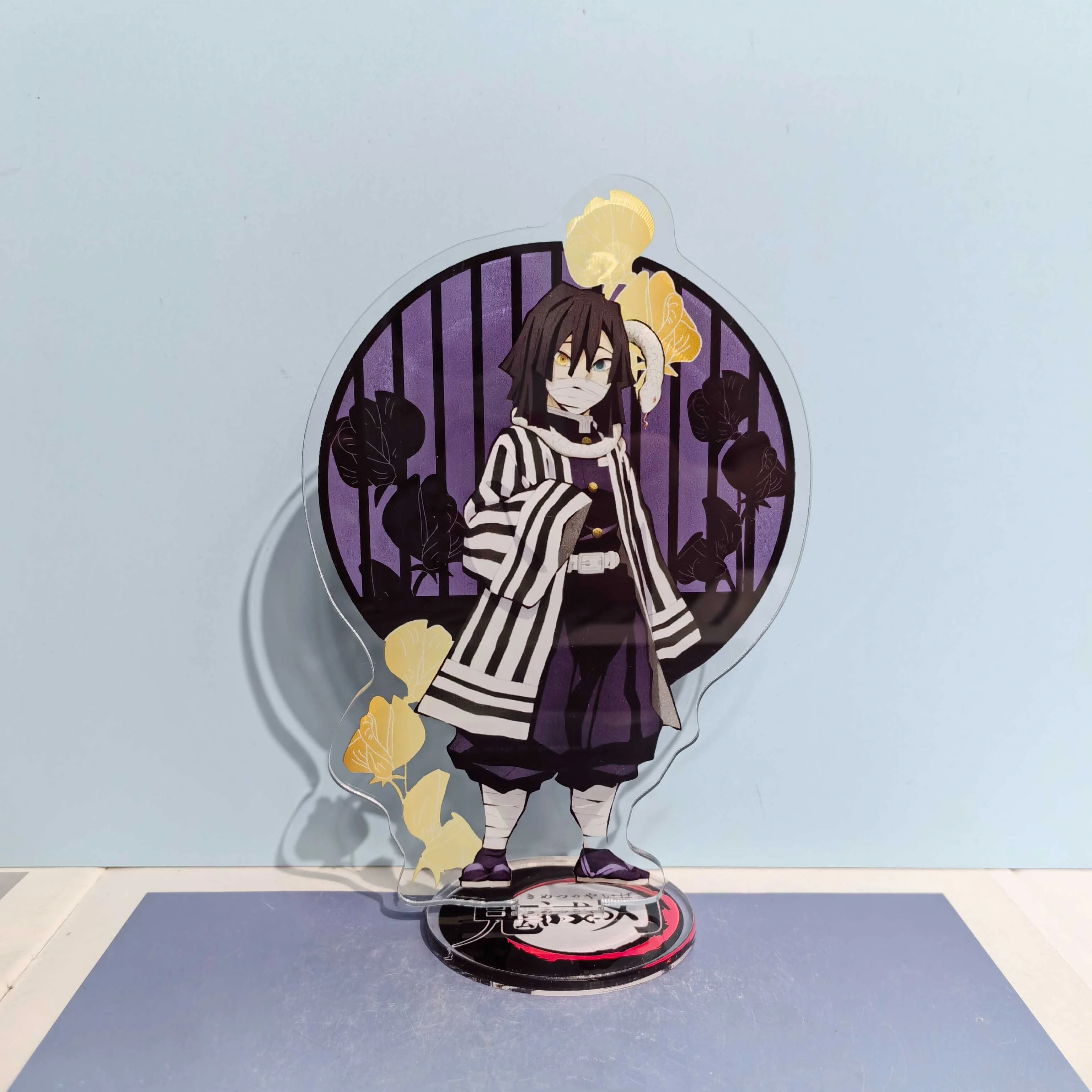 Iguro Obanai تأثيري الاكريليك علامة الوقوف ، شيطان القاتل أنيمي ، زخرفة الطاولة ، تزيين أمبيتس