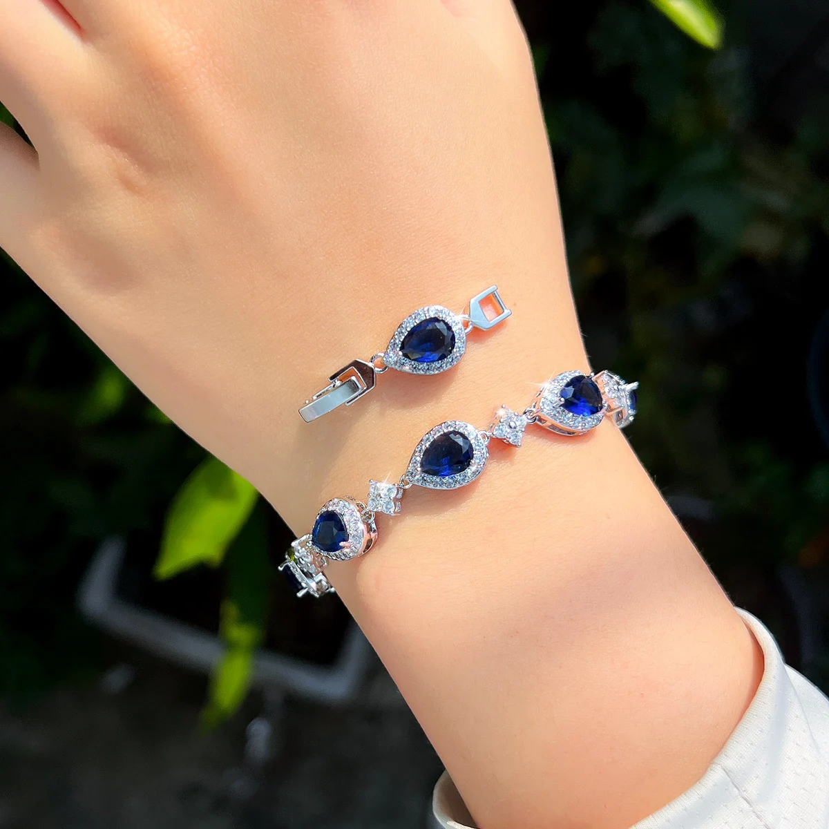 CWWZircons Neues Modisches Grünes Großes Wassertropfen-Kubikzirkonia-Tennisarmband für Damen, Schickes Party-Hochzeitsschmuck-Geschenk S0145 – Detail 6