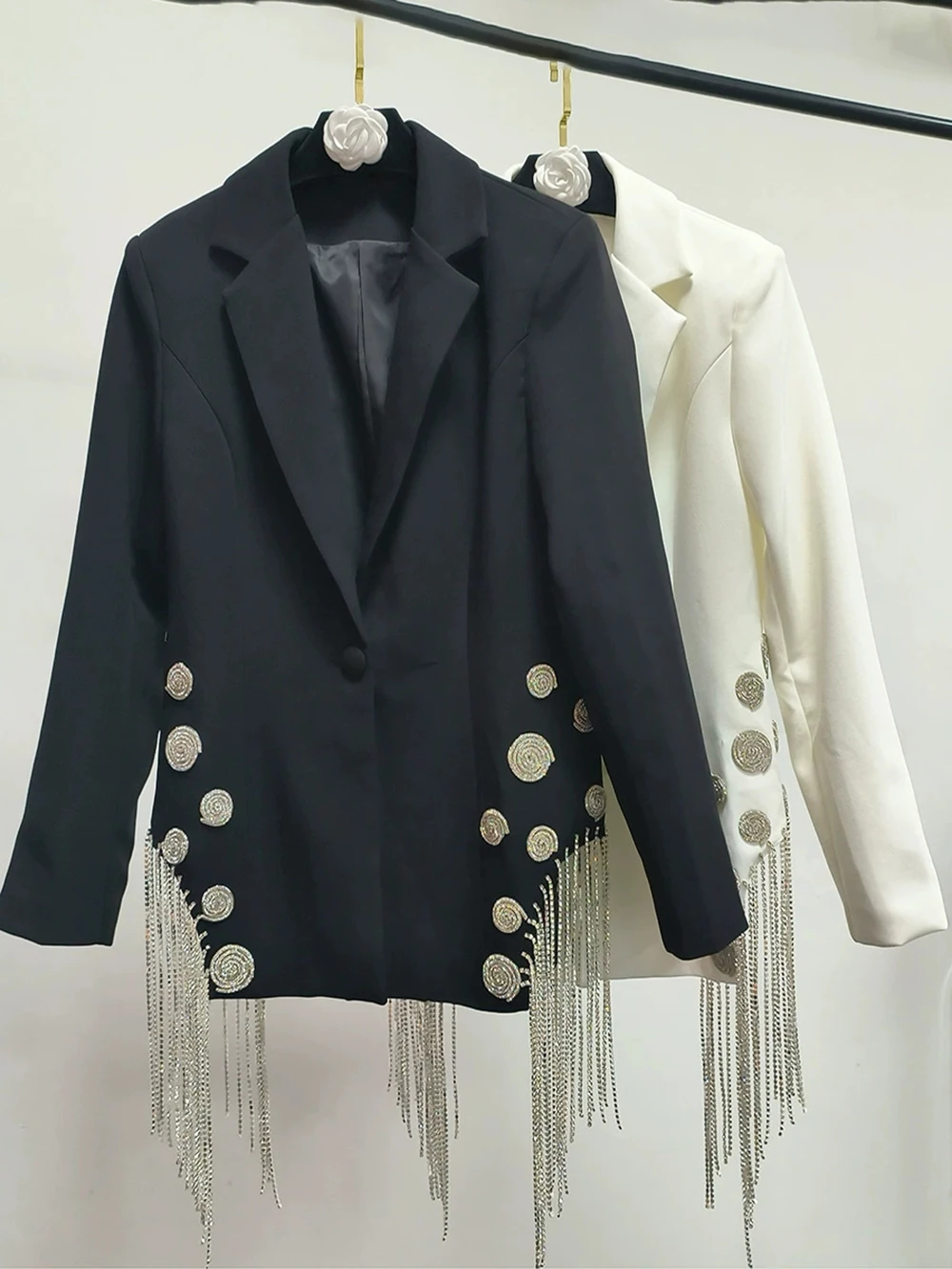 

Fashionable commuting fashion small suit women 2025 autumn new rhinestone tassel waist design jacket-GZXX967