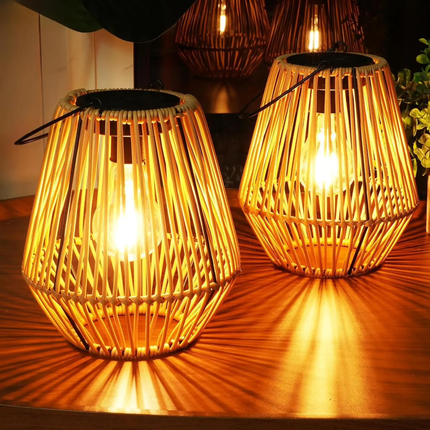 

2 Pack Solar Lanterns Outdoor Waterproof Hanging Lights, Outside Solar Lamp Decorative for Garden, Yard, Patio, Porch, Trees