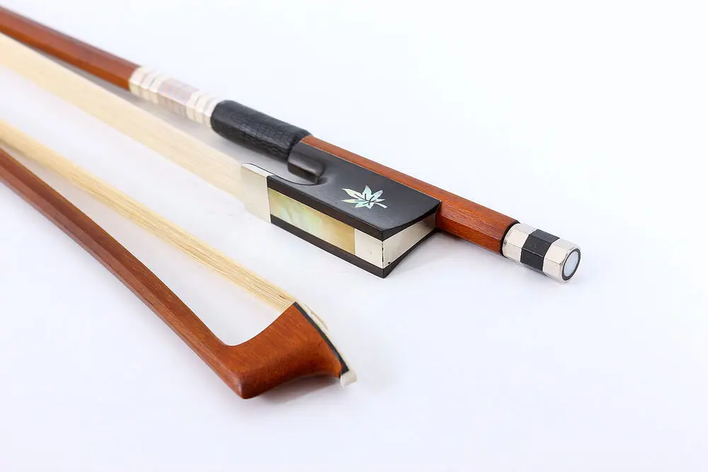 4/4 Violin Bow Brazilwood Ebony Frog Natural Horse Hair Maple Leaves Inlay Well Balance Color Silk Professional Violin Accessory