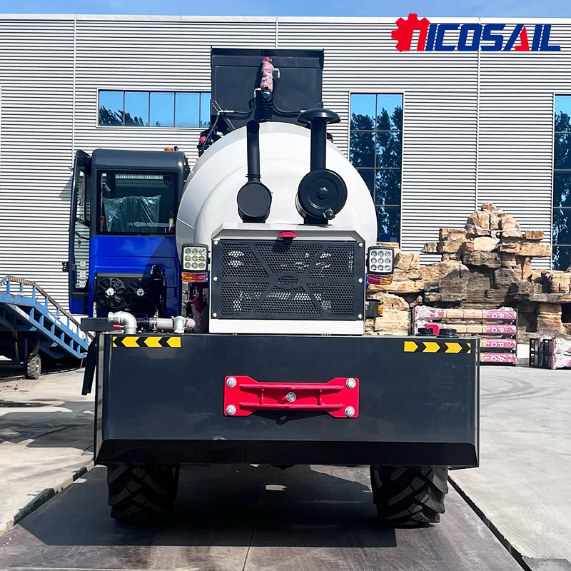 شاحنة خلط الخرسانة ذاتية التحميل عالية الجودة مصنوعة في الصين مع مكونات أساسية لعتاد محرك المحرك