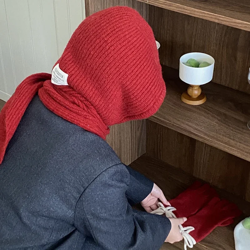Winterwarme Woll-Strickmütze mit Falschem Schalkragen, Kapuzenpullover und Einteiligem Nackenwärmer für den Außeneinsatz bei Kälte – Detail 5