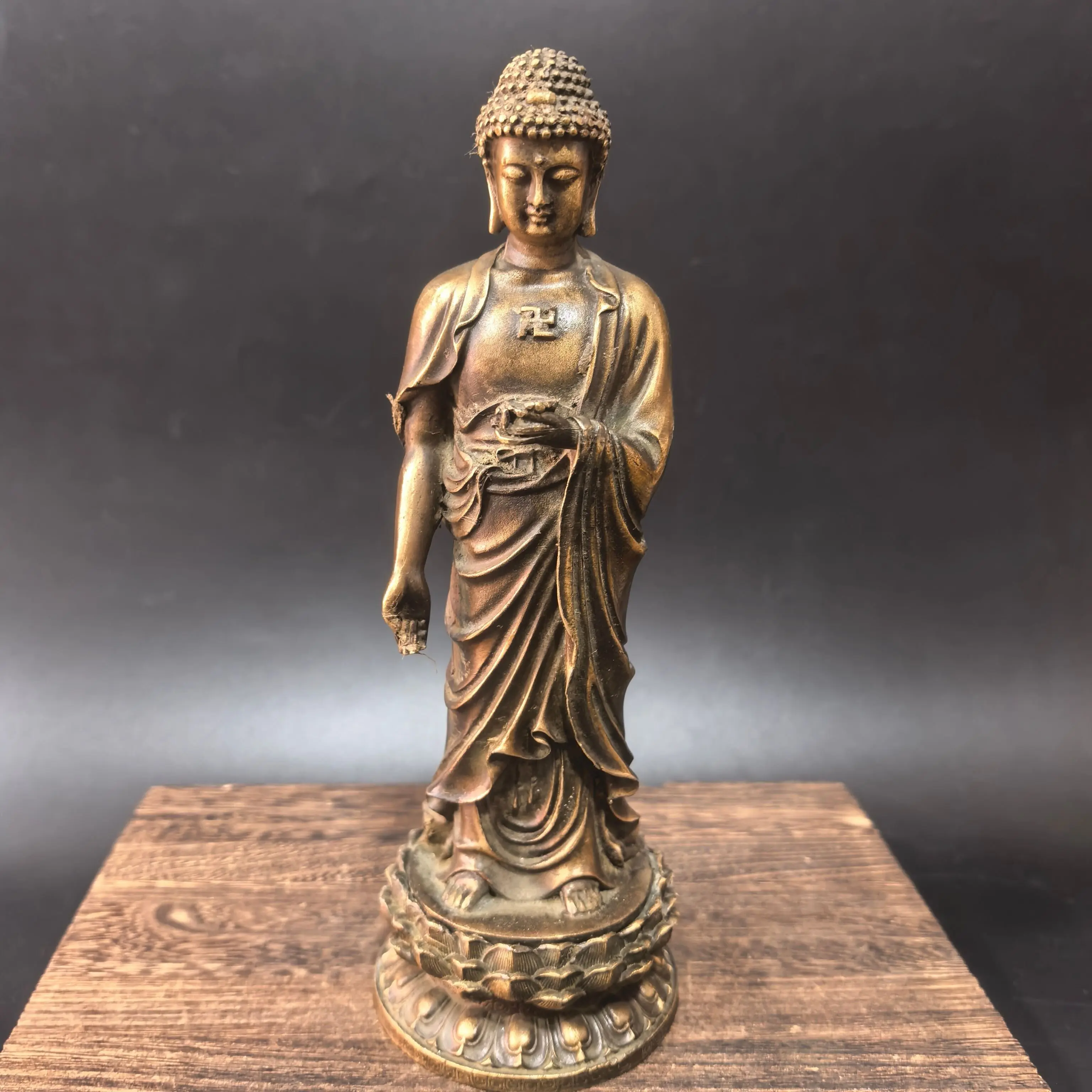 Antique old alloy copper boutique big day Buddha station statue Nanwu Amitabha Buddha statue home offering ornament