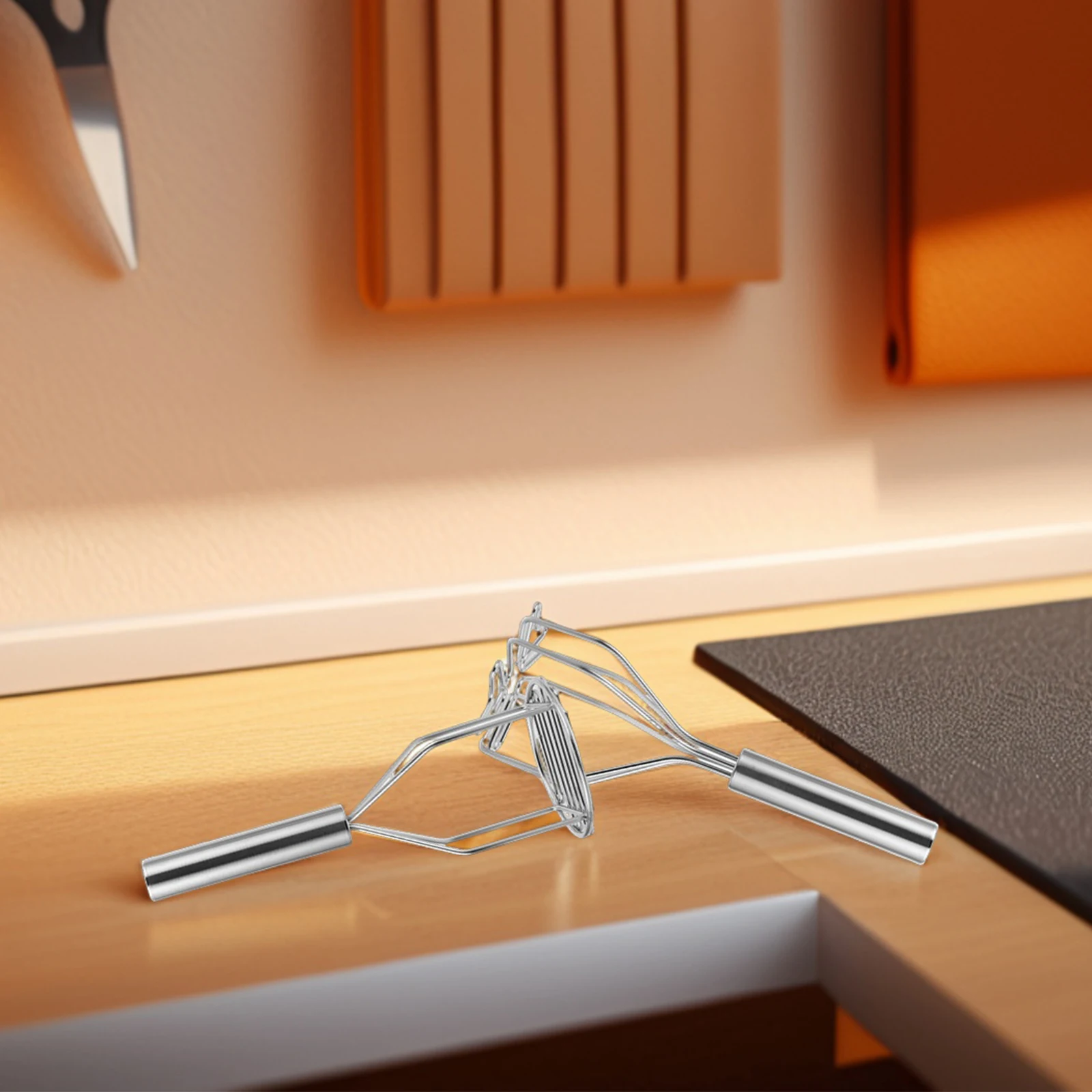 

2Pcs Ergonomic Stainless Steel Potato Masher Ricer Vegetable Presser for Easy Mashing and Cleaning Food Masher