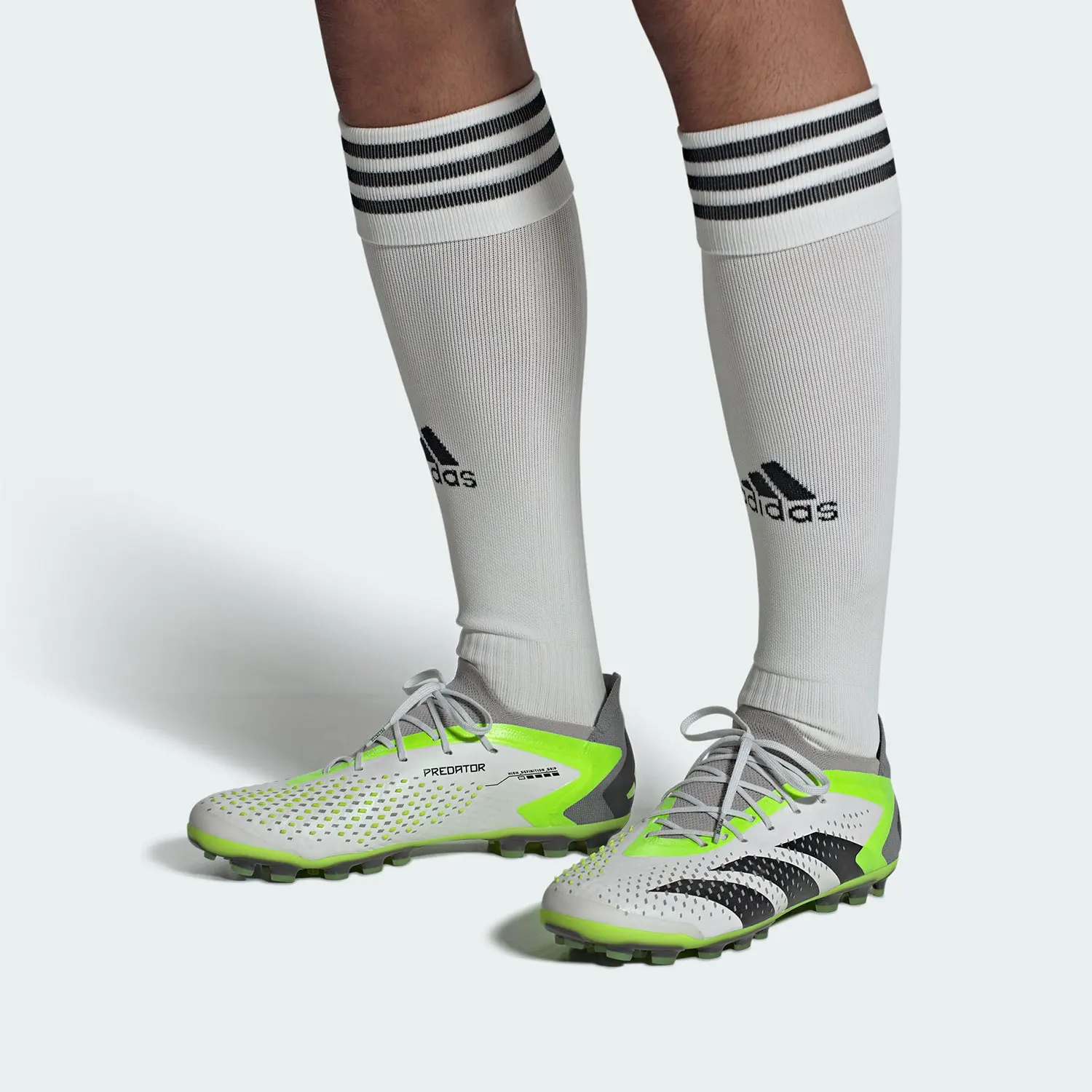 

Аутентичные новые футбольные бутсы унисекс AG с короткими заклепками Adidas IG5170